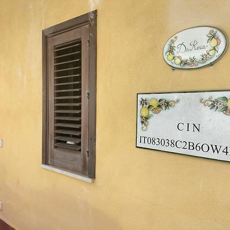 Casa Vacanza Da Rosa Letojanni Exterior foto