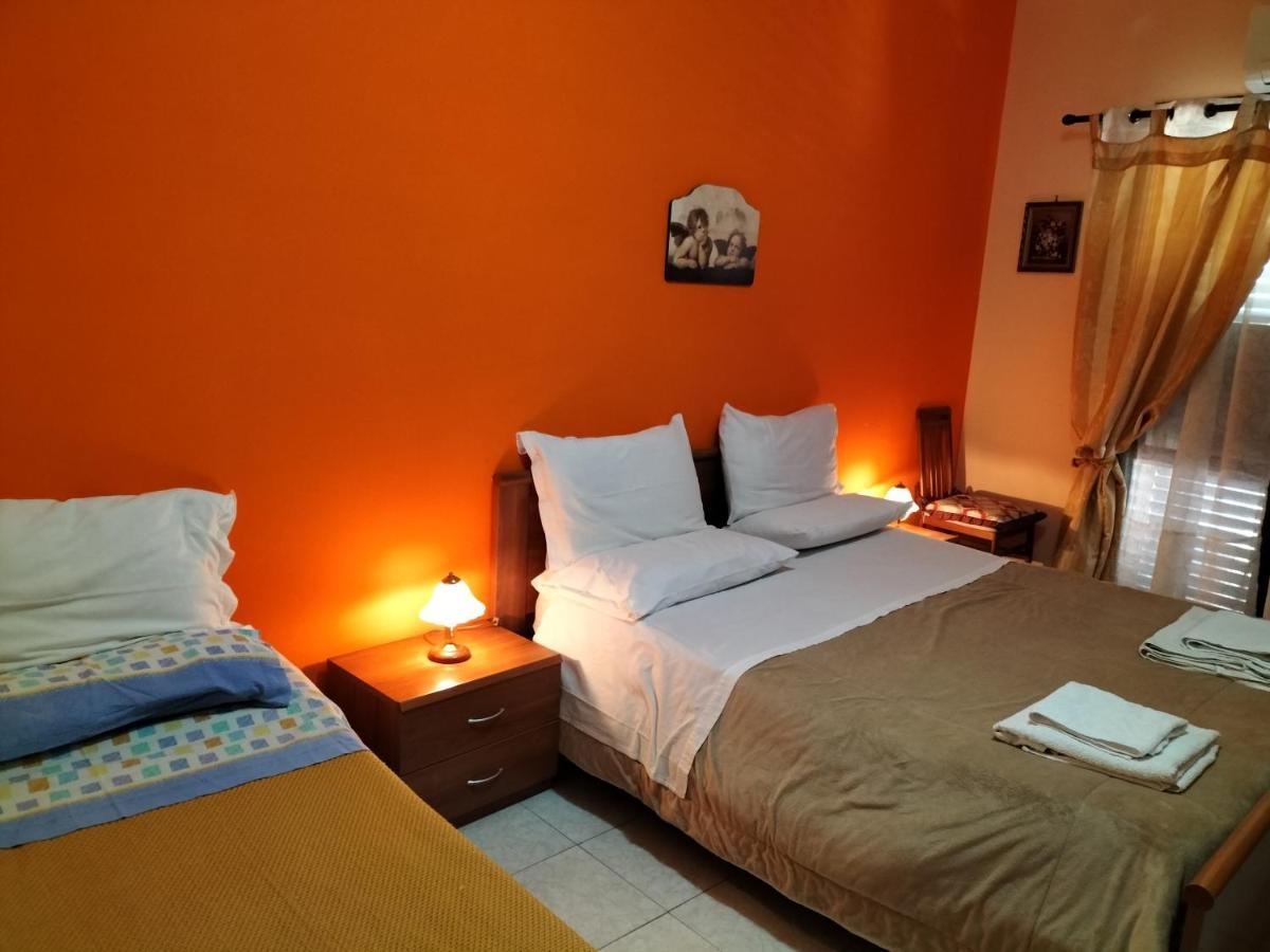 Casa Vacanza Da Rosa Letojanni Exterior foto