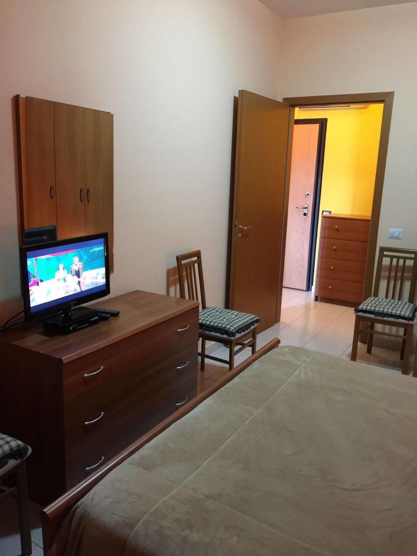 Casa Vacanza Da Rosa Letojanni Exterior foto