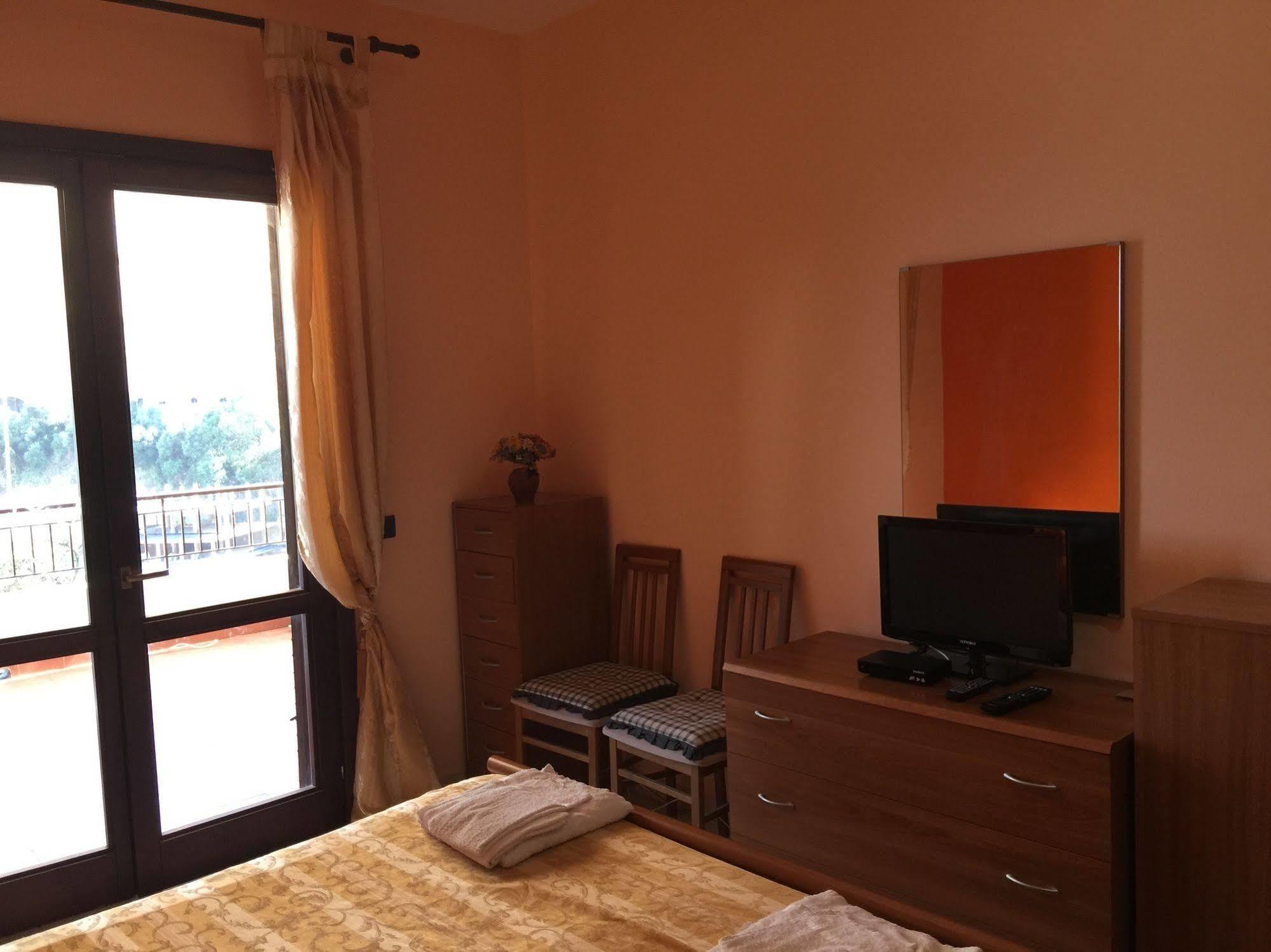 Casa Vacanza Da Rosa Letojanni Exterior foto